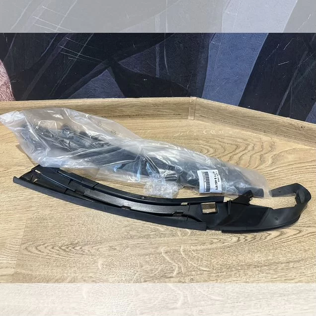 Уплотнитель фары BMW G14 G15 G16 F92