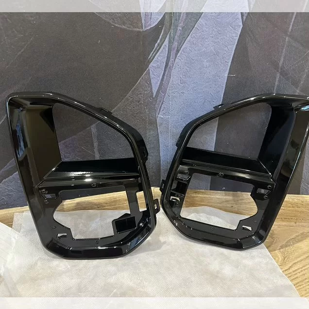 Крышка решетки BMW G06