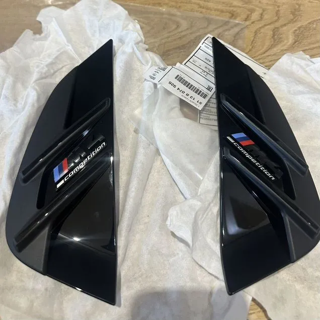 Накладки на крылья BMW G82 M4