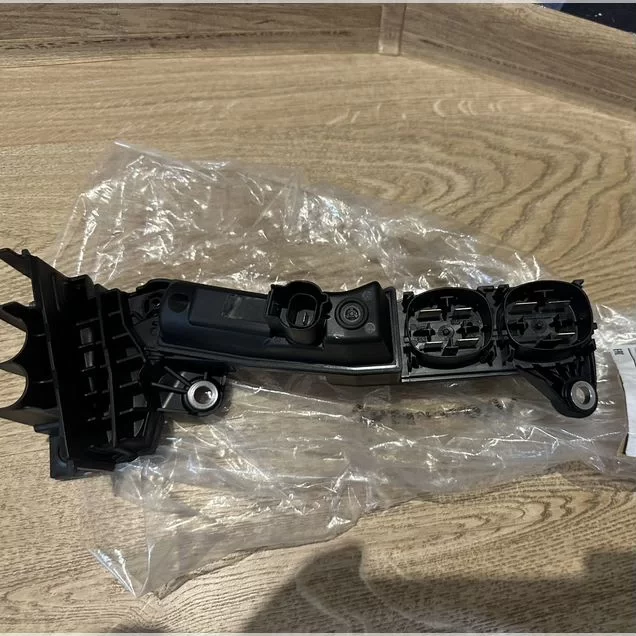 Распределитель тока BMW G01 G02 G11 G12 G30