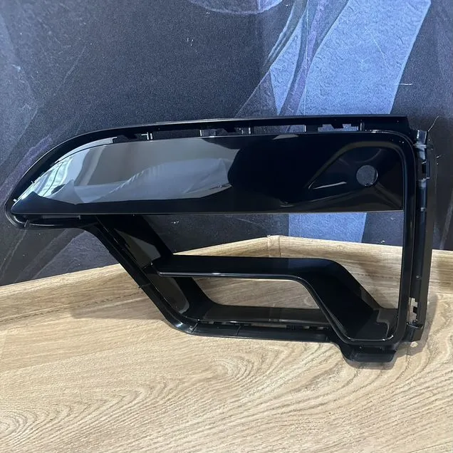 Вставки переднего бампера BMW M5 F90 LCI